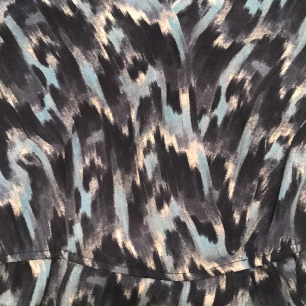 Blouse - Picture 2 of 3